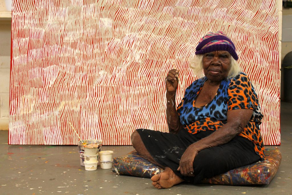 Eunice Napanangka Jack - Courtesy of Ikuntji Artists - Photo Chrischna Schmidt